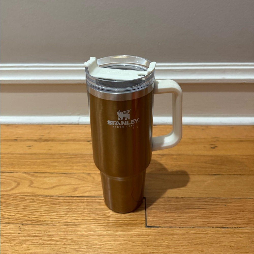 Stanley Quencher 40oz Golden Glass